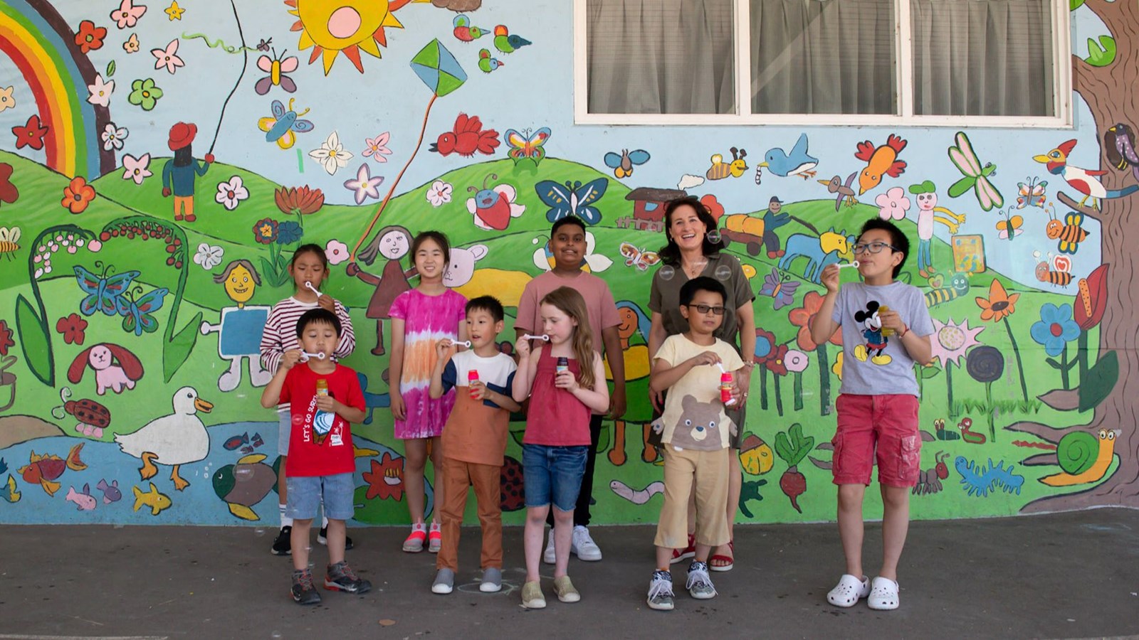 Elementary students at Trafalgar